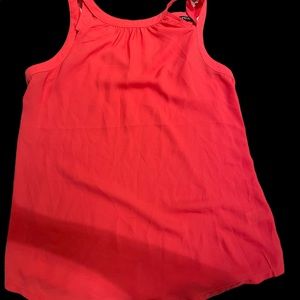 Peach color express tank